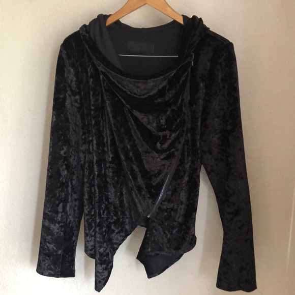 Blank NYC Jackets & Blazers - BLANKNyC Black Crushed Velvet Zip up Moto Jacket
